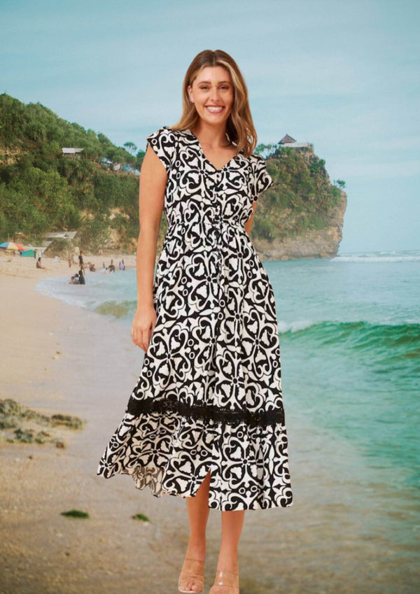 Carrie Short Sleeve Boho Maxi Dress in Black and White