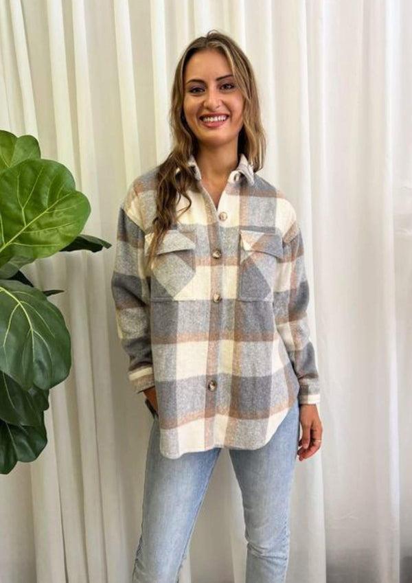 Cosy Plaid Shacket Shirt Jacket in Grey and White